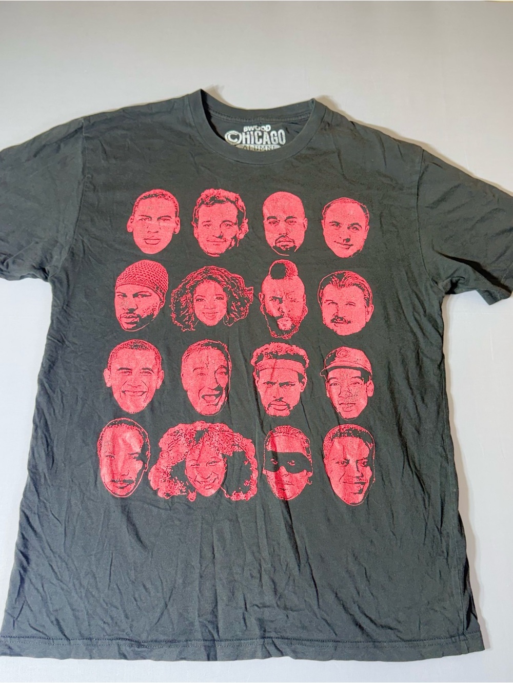 Bwood Chicago Alumni Graphic T-Shirt
Size Large Kanye Obama Streetwear Black‎